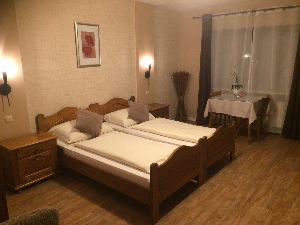 Hotel Zum Schnackel In Mainz Wiesbaden Eksteriør billede