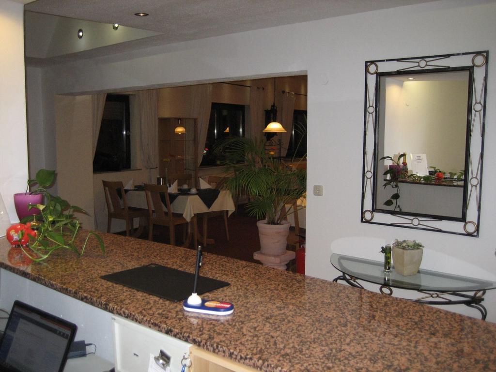 Hotel Zum Schnackel In Mainz Wiesbaden Eksteriør billede