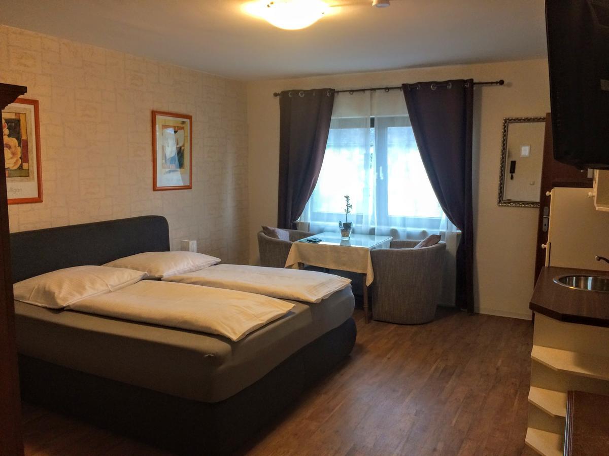 Hotel Zum Schnackel In Mainz Wiesbaden Eksteriør billede