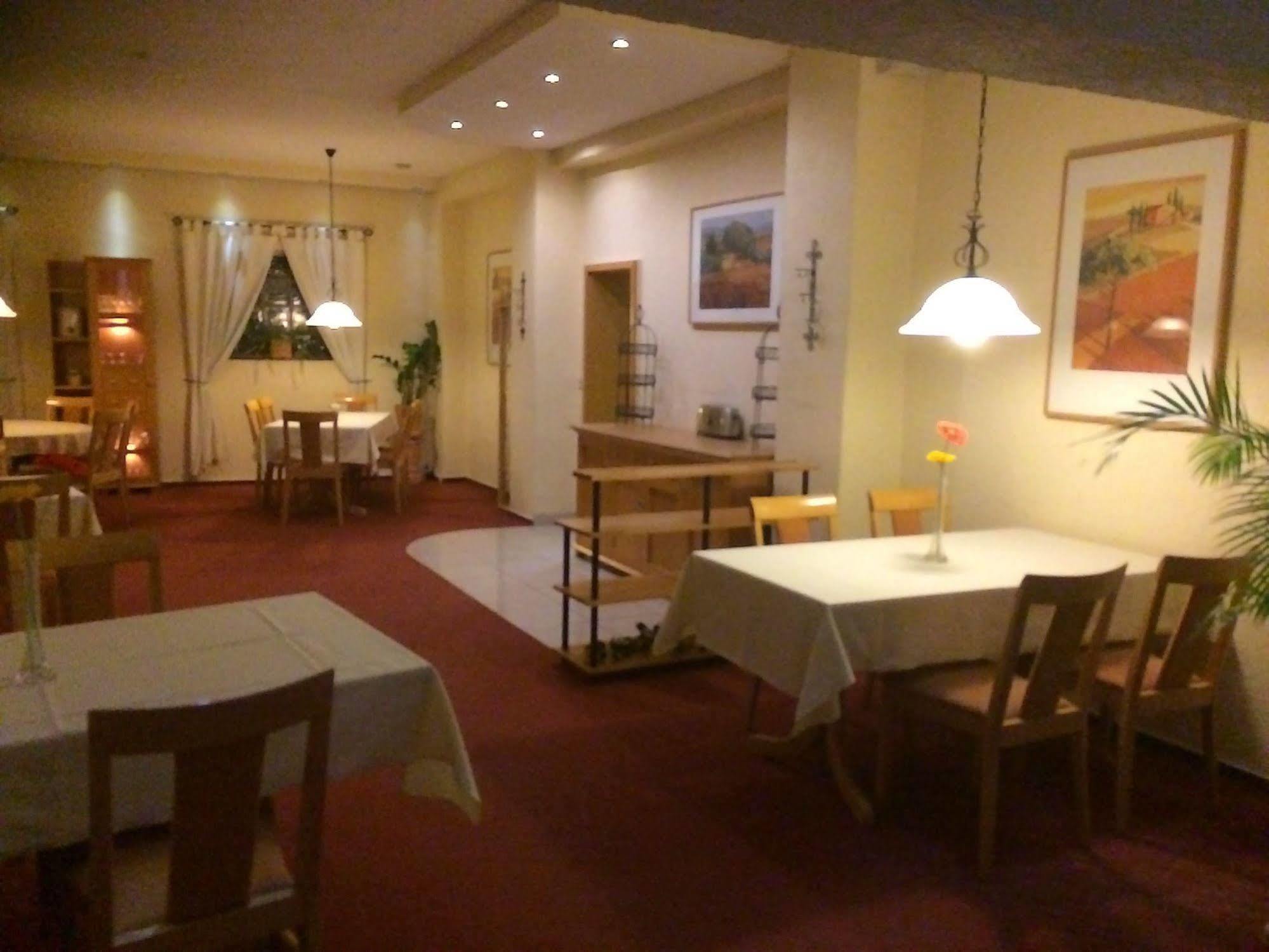 Hotel Zum Schnackel In Mainz Wiesbaden Eksteriør billede